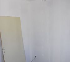 Bureau avec trappe pour accès aux combles