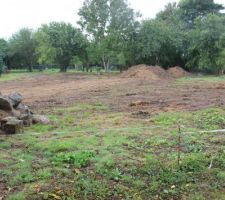 Terrassiers en actions pour le chemin d'accès et de l'emplacement de la maison qui ont effectué un super travail et rapide.