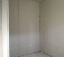 Futur placard chambre