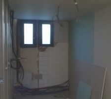 Cr&eacute;ation d'une salle d'eau RDC (3 m2) + buanderie (4,60 m2)