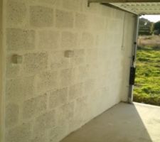 Peinture des murs du garage: 1&egrave;re couche
