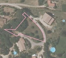 Parcelle vue du ciel, avec ses particularit&eacute;s...