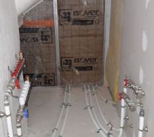 Raccordement tubes de distribution eau_Chauffage/Sanitaires