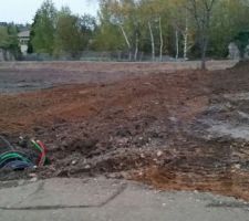Fin du massif d'infiltration et du chemin d'accès provisoire pour le chantier
