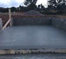 Dalle du garage coulée