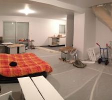 Squatt dans la maison à la réceptino de la cuisine!!