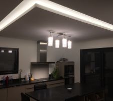 Cuisine (plafond deco et luminaire)