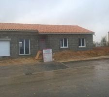 Vu panoramique sur la maison côté rue