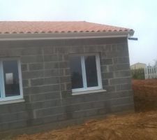 Vu panoramique sur façade avant chambre enfant et d'ami