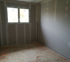 Premiere Chambre - Vue depuis le placard