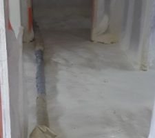 Isolation sol par mousse polyuréthane projetée_RDC (Buanderie/LT)