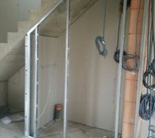 Réalisation du WC sous l'escalier