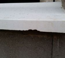 Eclat sur appui de fenêtre