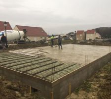 1er camion pour la dalle