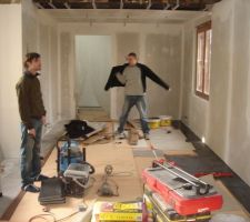 La piece prend une autre allure ca fais du bien au moral