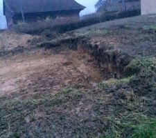 Notre terrain après le terrassement terminé