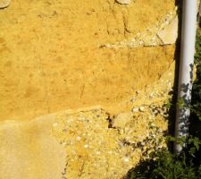 Sous bassement du pignon sud ouest de la maison