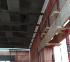 Plancher Haut RdC - chevêtre conduit de fumée oublié