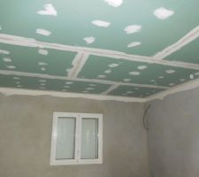 Faux plafond chambre parentale