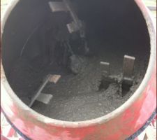 Bétonnière en action