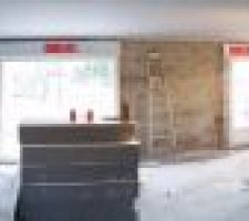 Vue panoramique intérieur avec plafond fait