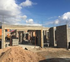 Elévation des murs du rez de chaussé