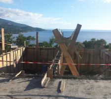 B&eacute;ton coul&eacute; parking