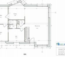 Le rdc de la maison avec un espace à vivre de 41m2, une cuisine de 11 m2 qui sera séparé par une cloison avec une verrière d'intérieur comme nous avons déjà, un cellier isolé et chauffé, notre chambre avec une salle d'eau privative et une pièce qui servira d'atelier et de dressing (là aussi isolé et chauffé), wc.