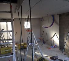 Voici les séparation puis la façade fini
