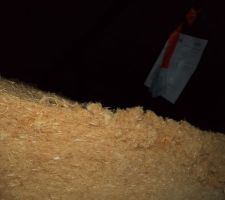 La trappe d'acc&egrave;s aux combles est isol&eacute;e elle aussi.