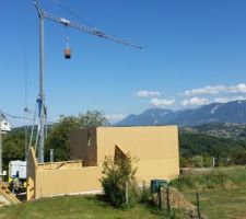 4eme jours des charpentiers  - elevation des murs de l'étage 7