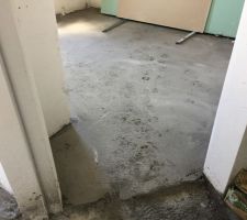 Chape en cours de r&eacute;alisation, putain c'est long...