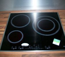 Fin de la pose de la cuisine.