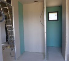 Placos hydrofuges pour la salle de bain