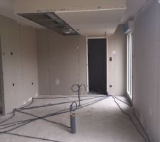 Cuisine avec faux plafond