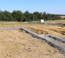 FOndation de la maison. surprise apres l'etude dde sol il faut faire des fondations sur 1.5 m de profondeur.