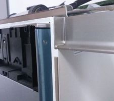 Profil sans poignée du casserolier Ensuite, lave vaisselle