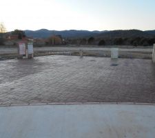 Pose de la cl&ocirc;ture partie 1 du lotissement