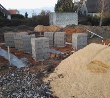 Parpaings réceptionnés pour vide-sanitaire