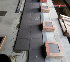 Maintenant mon homme peut carreler :-) Carrelage spécial garage