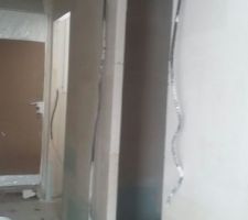 L entrée et  fini en séchage des enduits
