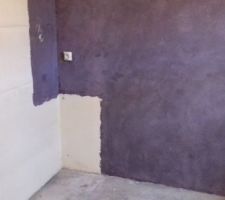 Buanderie - ancien espace avec meuble de rangement - Future douche