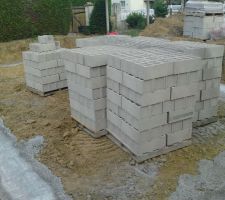 La livraion des parpaings est là