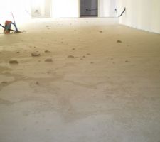 Coulage de la chape.