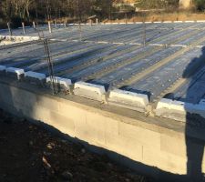 Pose des poutrelles et hourdis