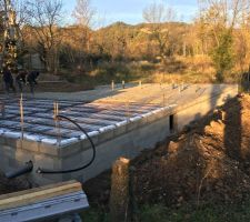 Coulage beton avec camions toupies