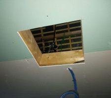 Entrée trappe du grenier