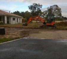 Préparation de la plateforme en gros cailloux