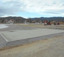 Pose cl&ocirc;ture bois + suite des travaux tranche 1 et 2