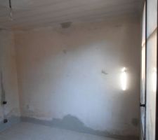 Bouchage des trous chambre 3